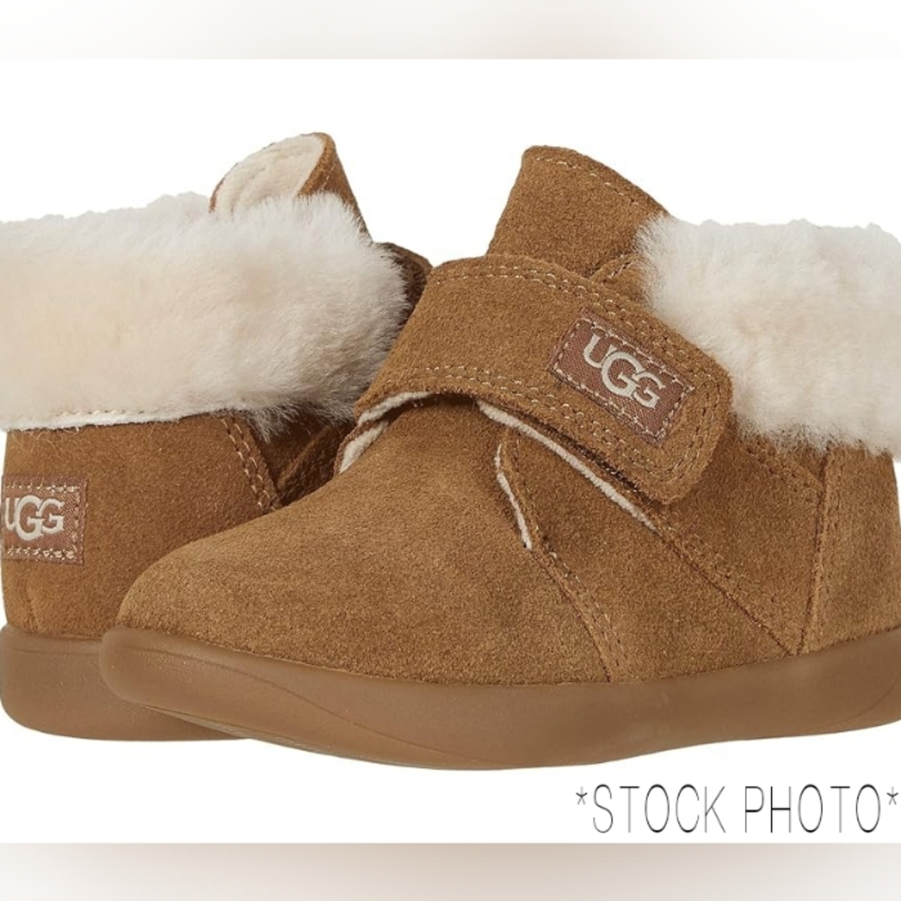 UGG Nolen toddler size 11 bootie